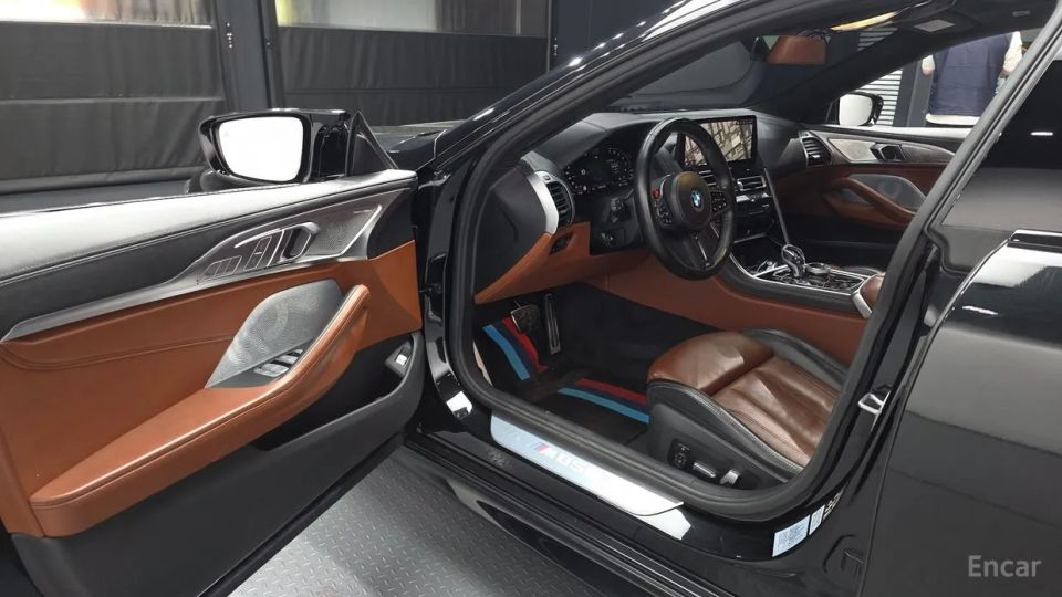 BMW 8-series