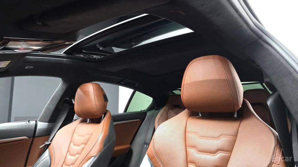 BMW 8-series