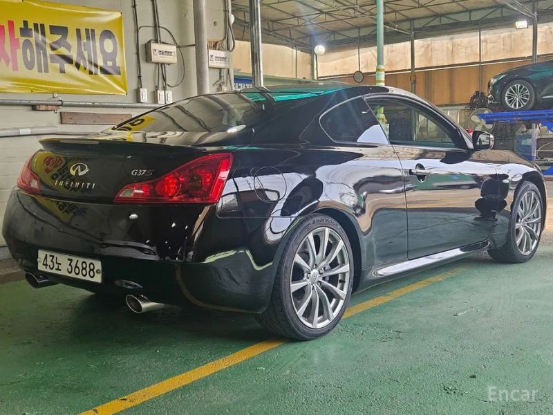 Infiniti G