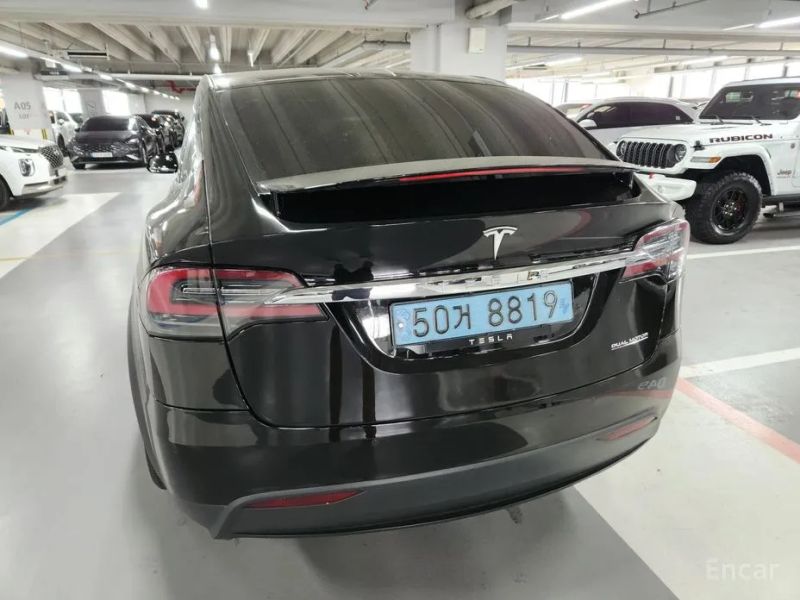 Tesla model-x
