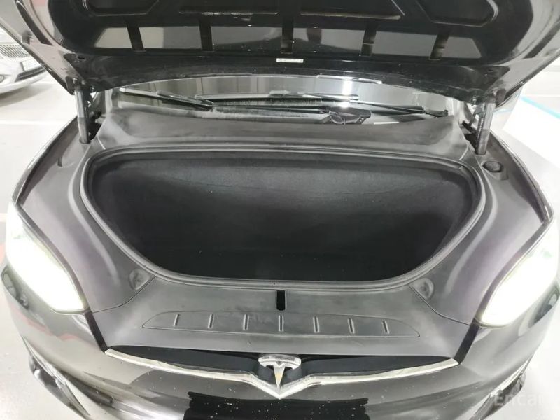 Tesla model-x