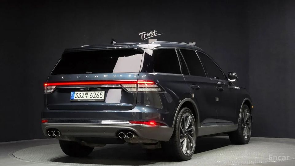 Lincoln Aviator