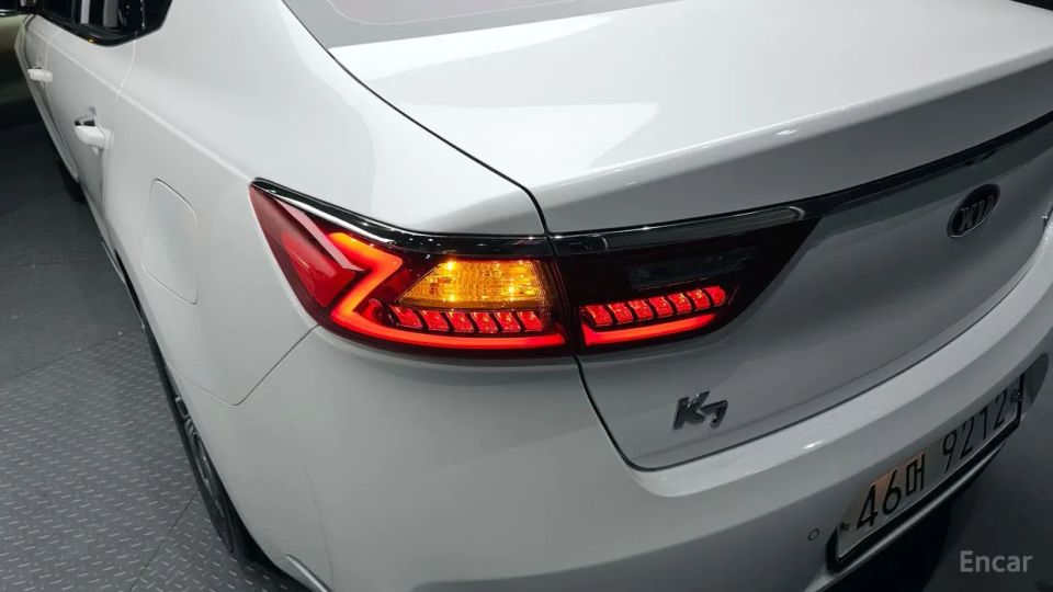 Kia K7