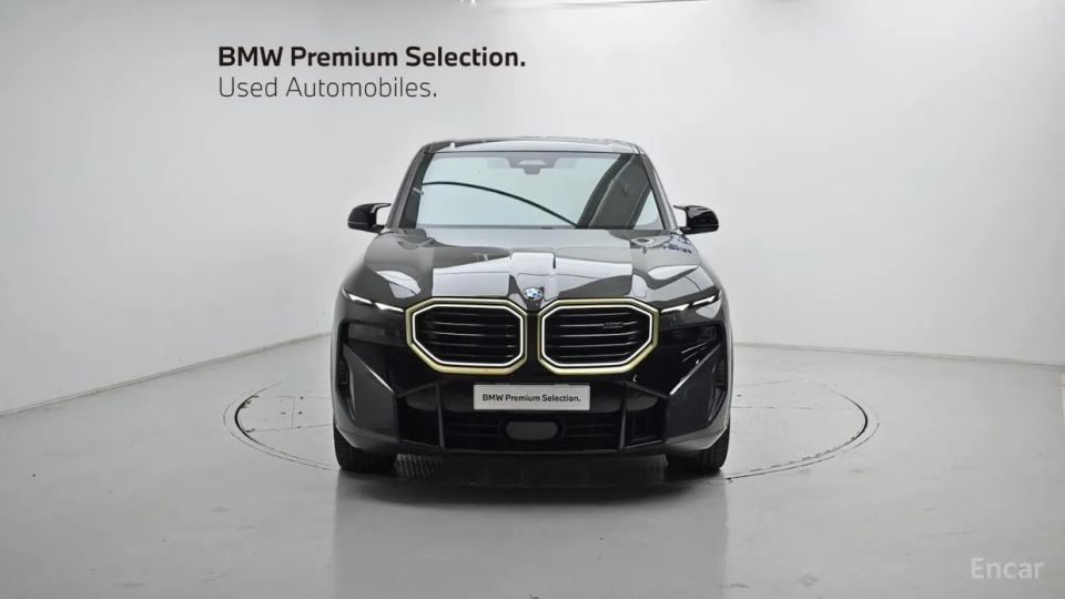 BMW XM
