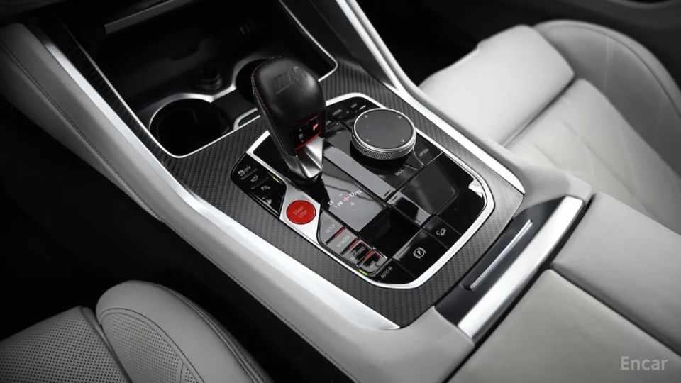 BMW XM