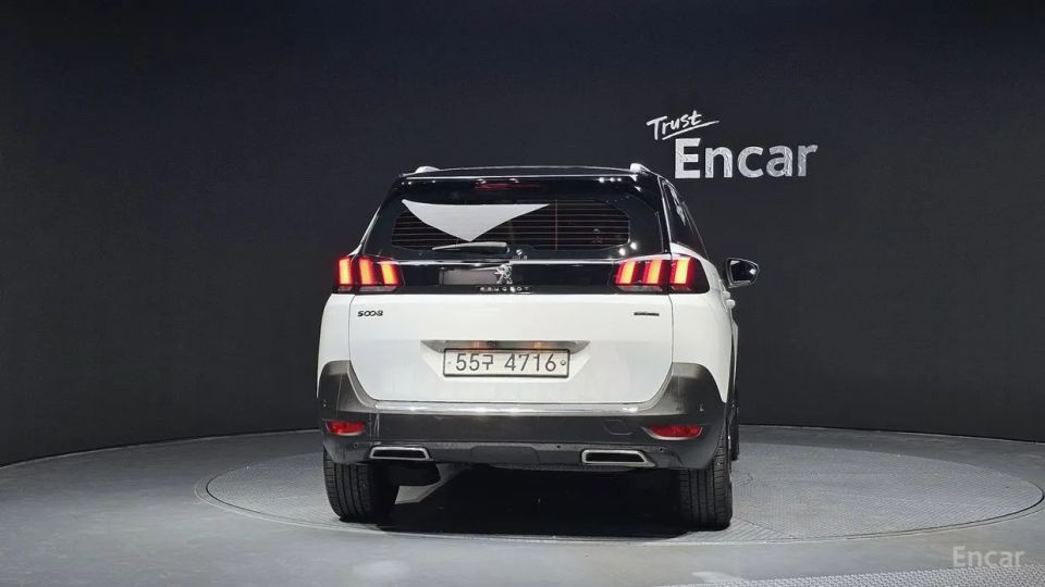 Peugeot 5008