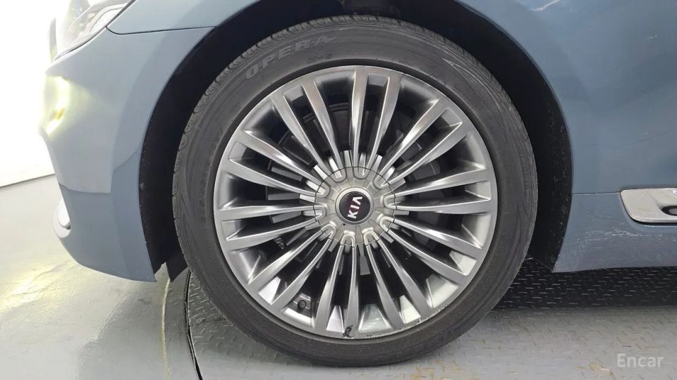 Kia K9