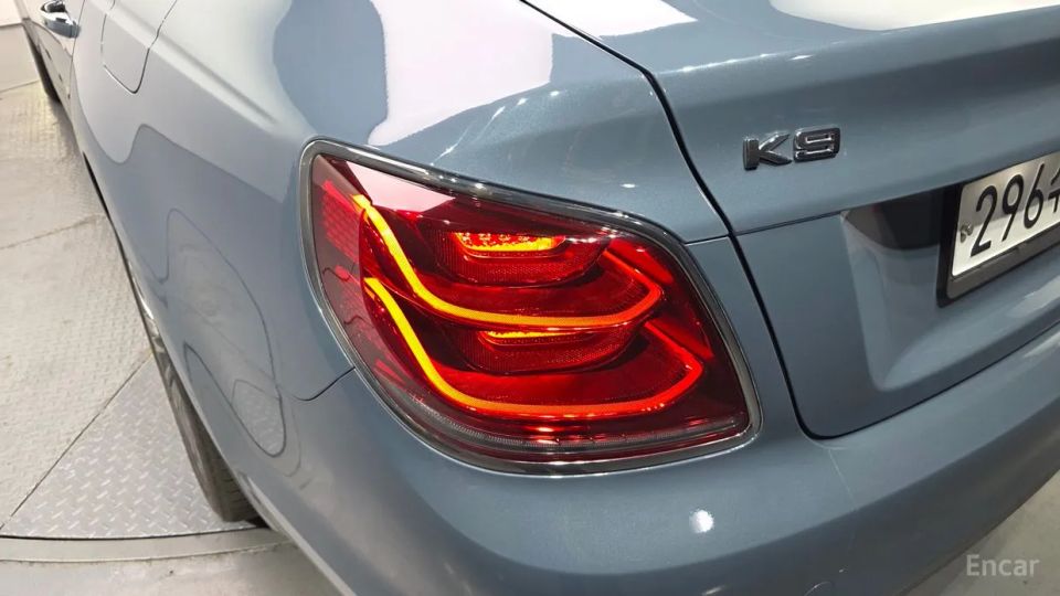 Kia K9
