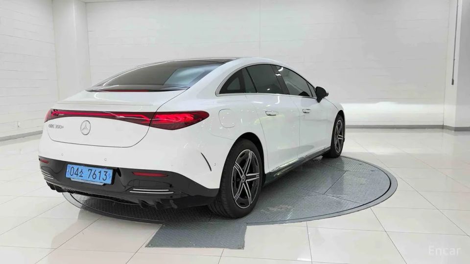 Mercedes-Benz EQE
