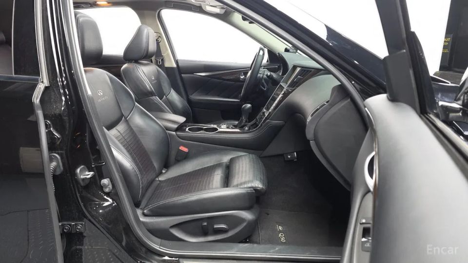 Infiniti Q50