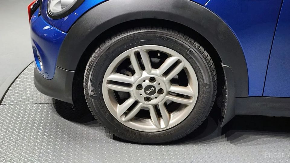 Mini roadster