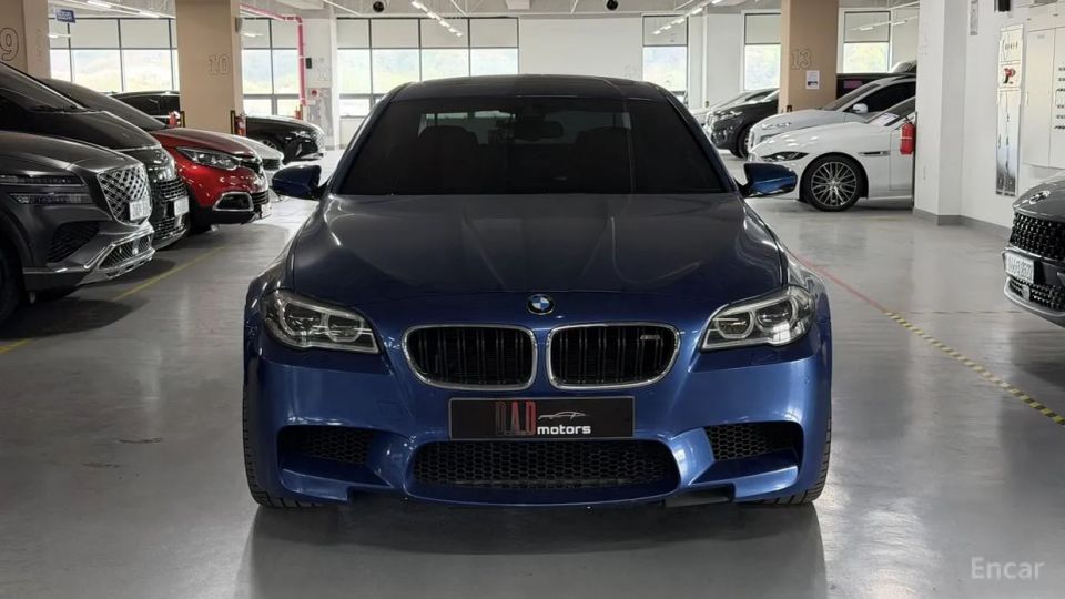 BMW M5