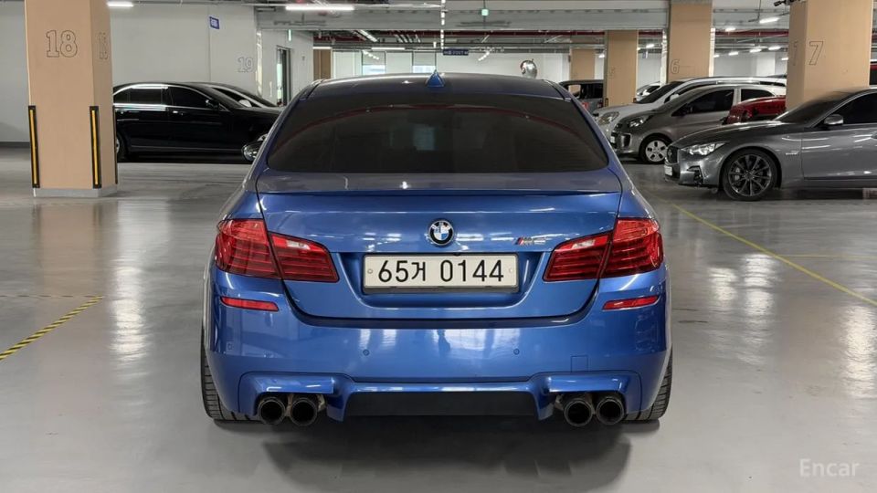 BMW M5