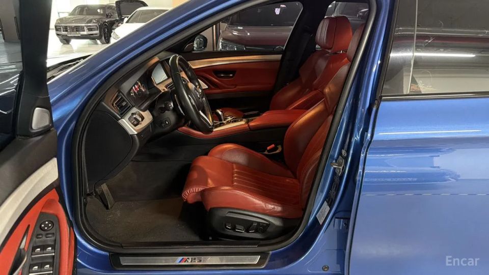 BMW M5