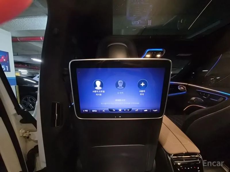 Mercedes-Benz EQS