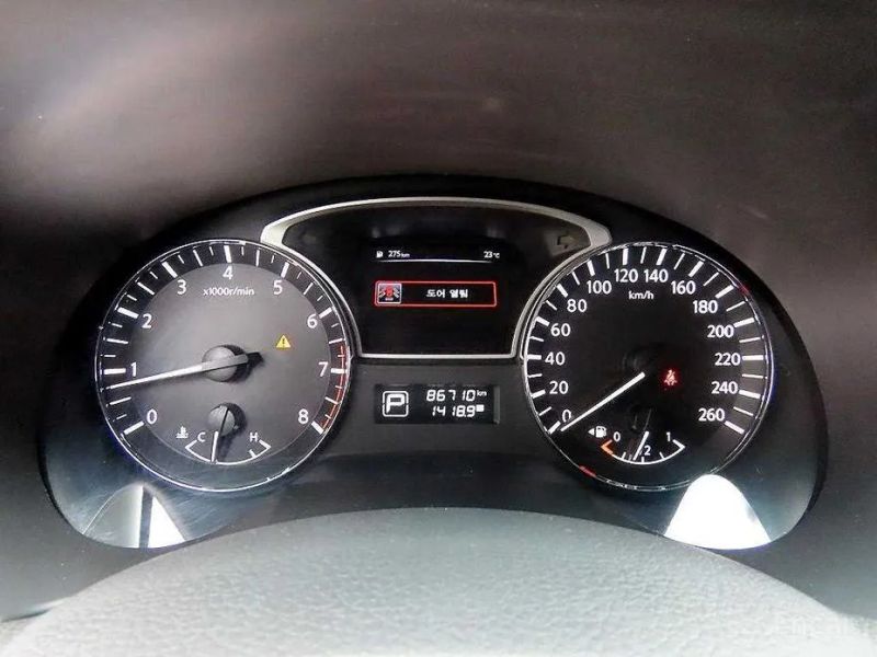 Nissan altima