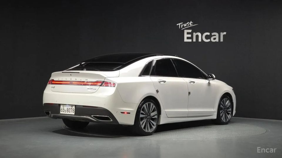 Lincoln MKZ