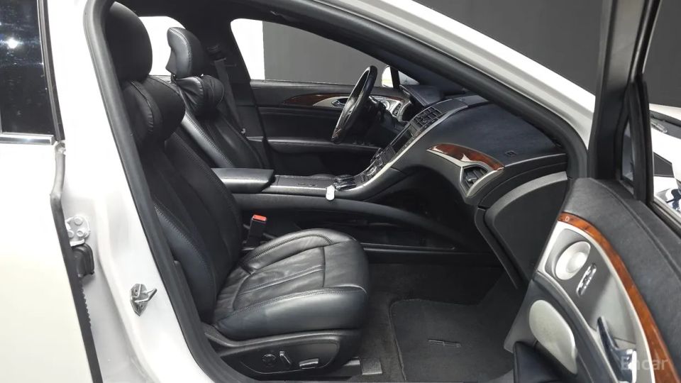 Lincoln MKZ