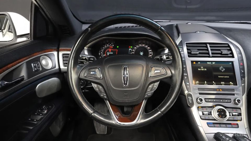 Lincoln MKZ