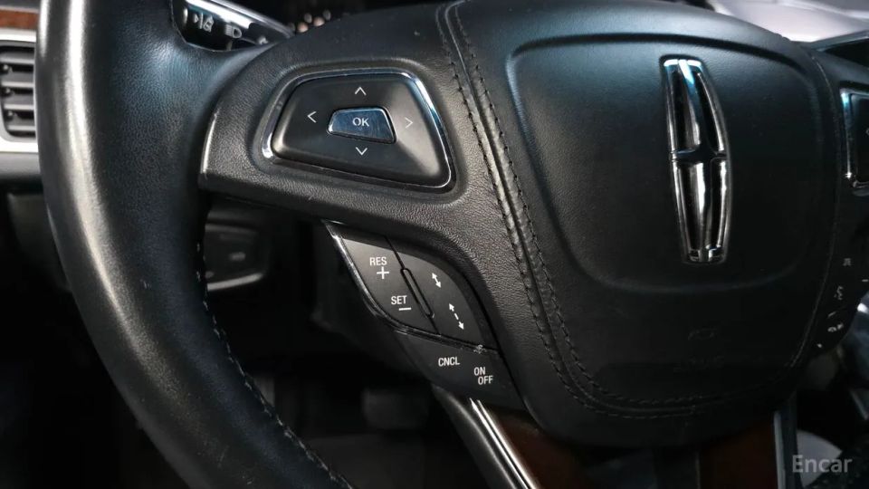 Lincoln MKZ