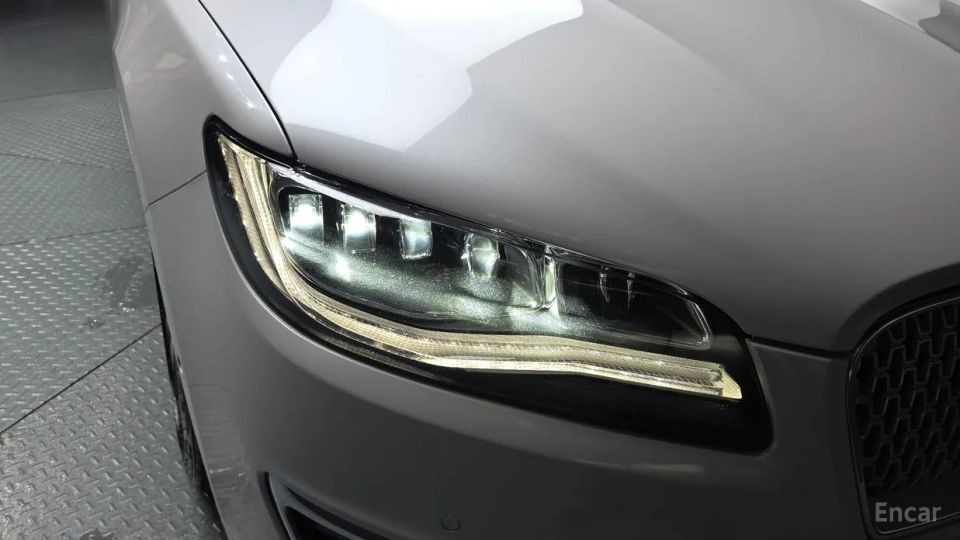 Lincoln MKZ