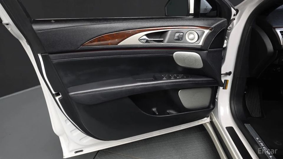 Lincoln MKZ