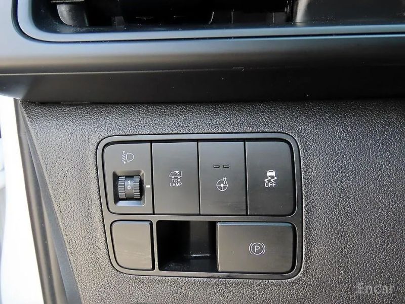 Hyundai ST1
