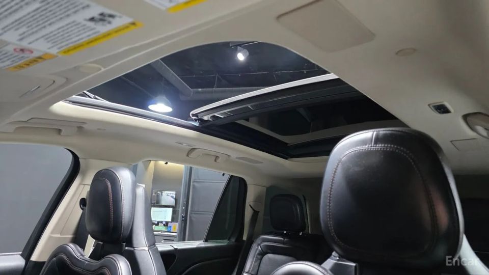 Lincoln Aviator