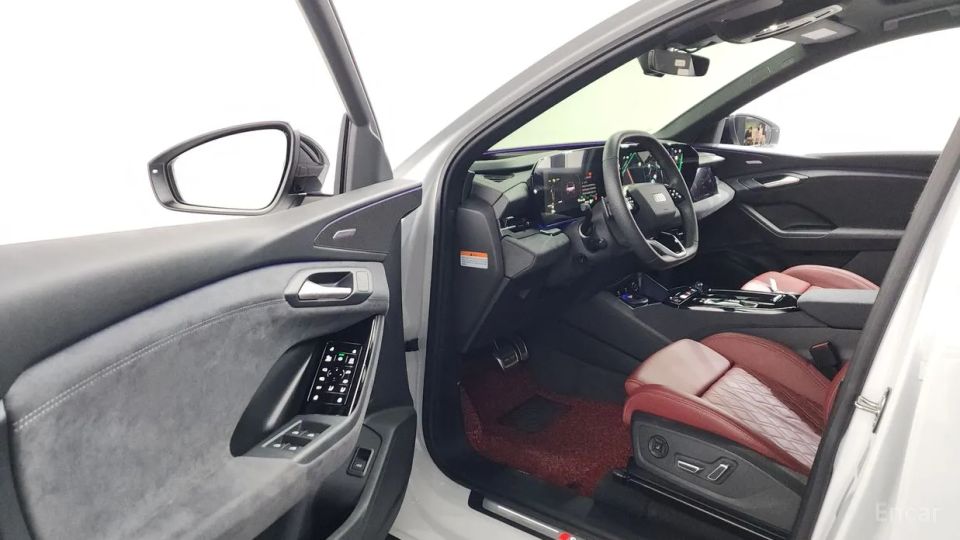 Audi SQ6 e-tron