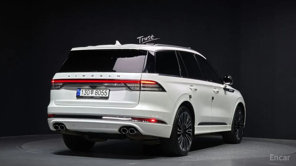 Lincoln Aviator