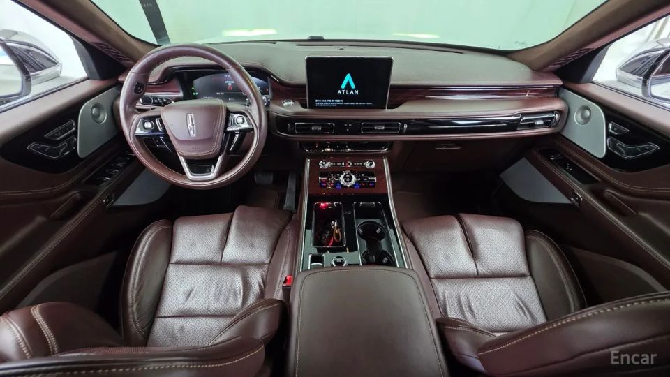 Lincoln Aviator