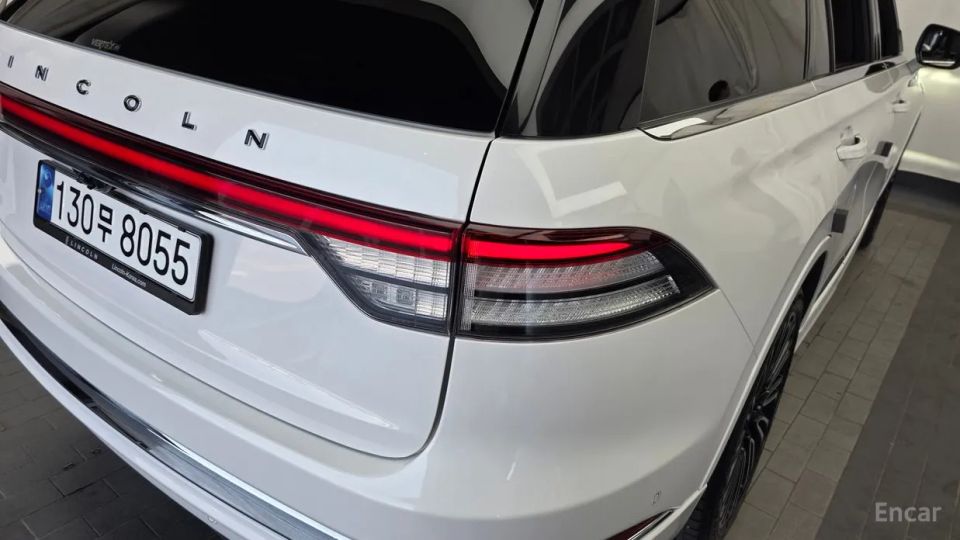 Lincoln Aviator