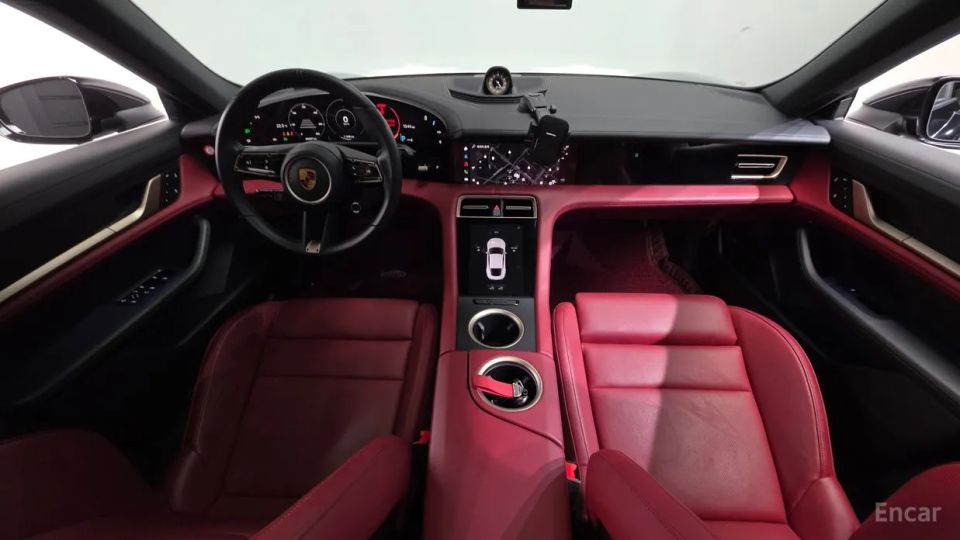 Porsche Taycan