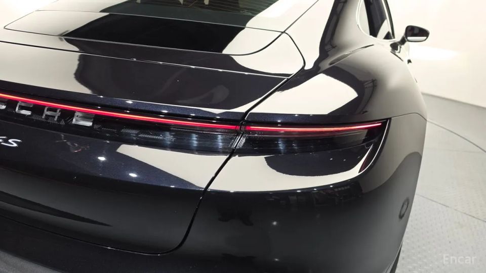Porsche Taycan