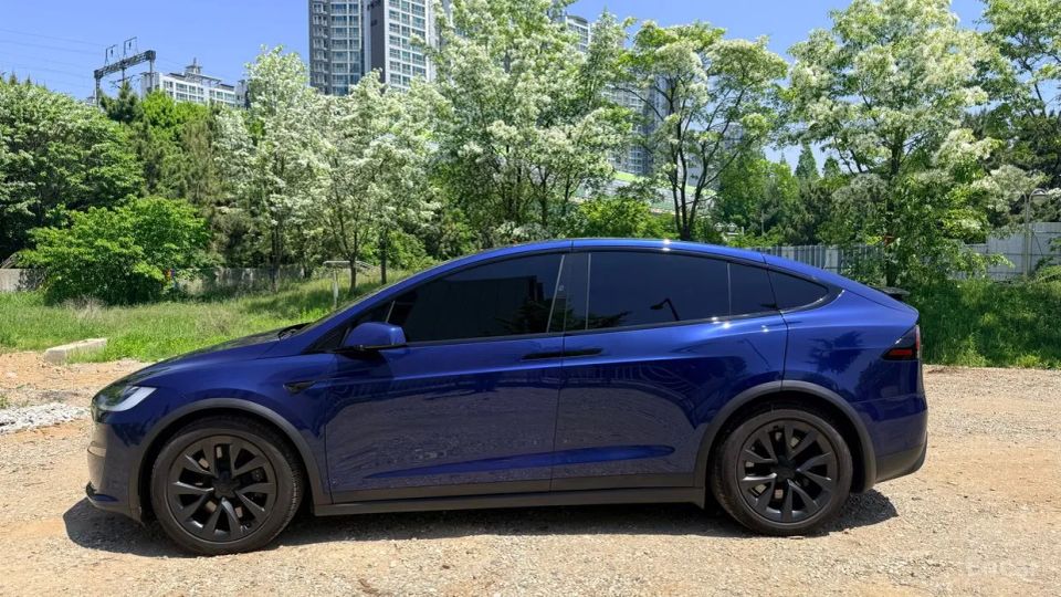 Tesla model-x
