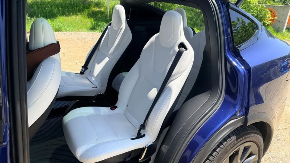 Tesla model-x