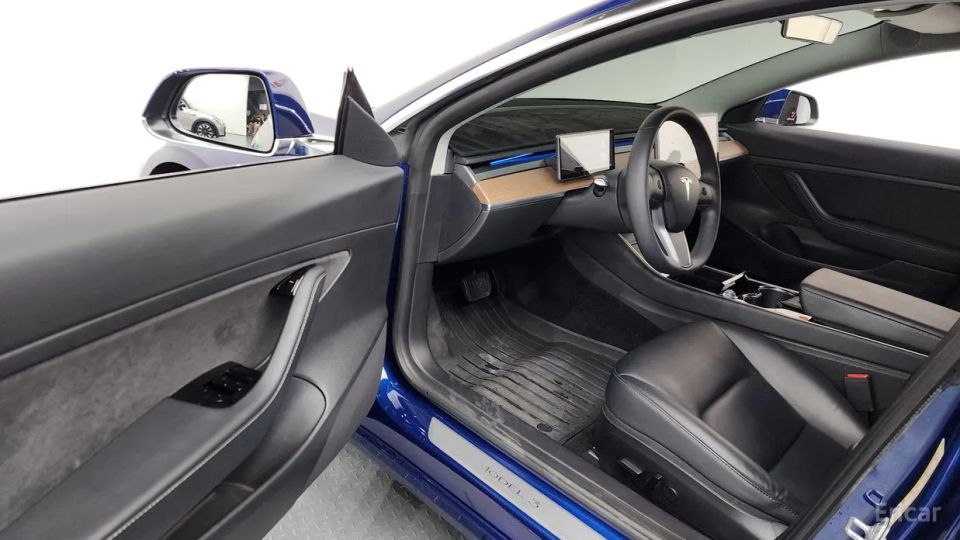 Tesla model-3