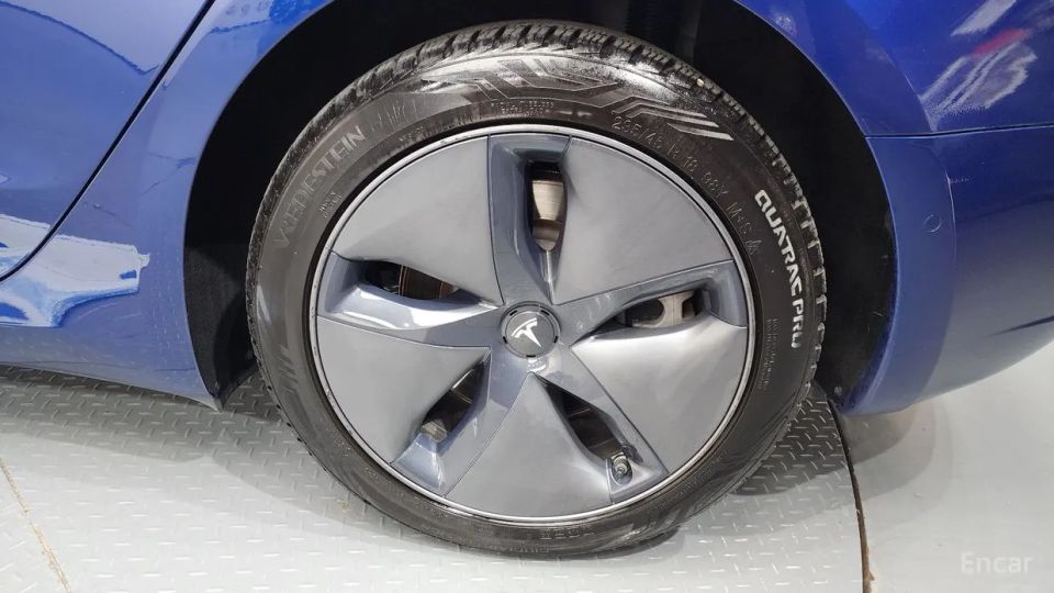 Tesla model-3