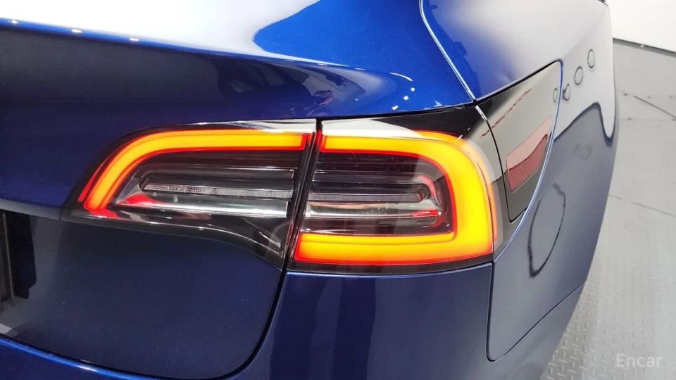Tesla model-3