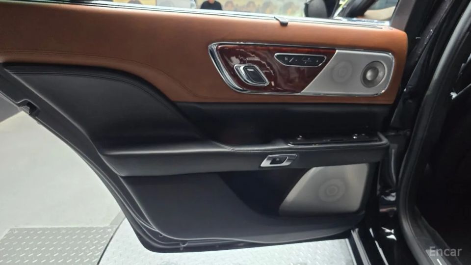 Lincoln Continental