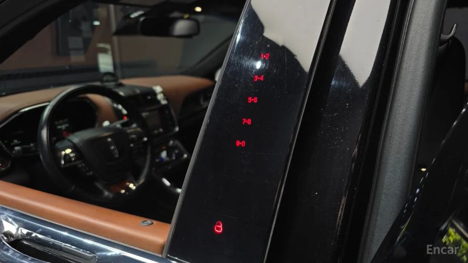 Lincoln Continental