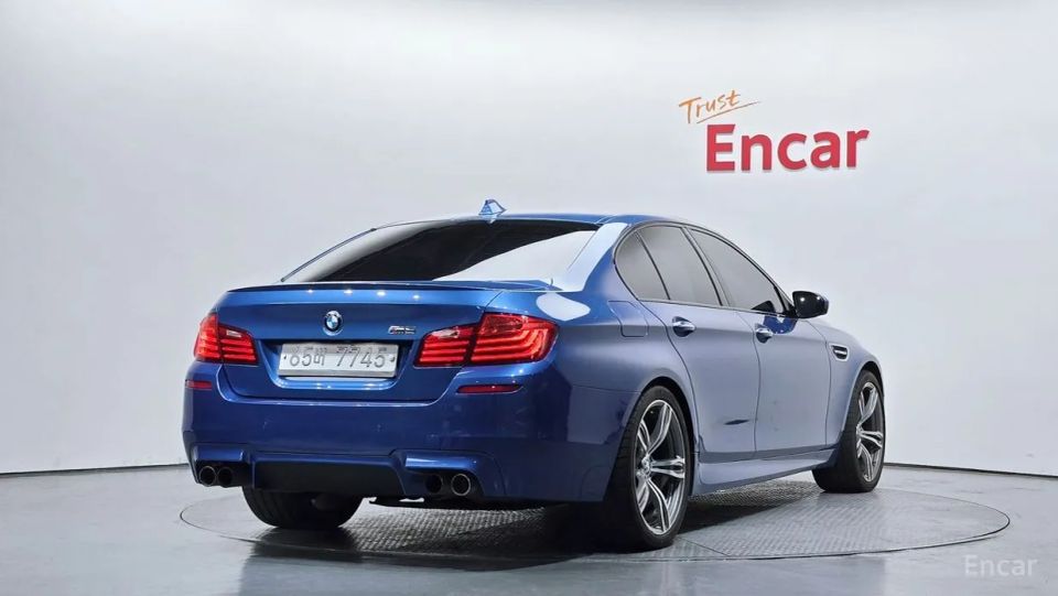 BMW M5