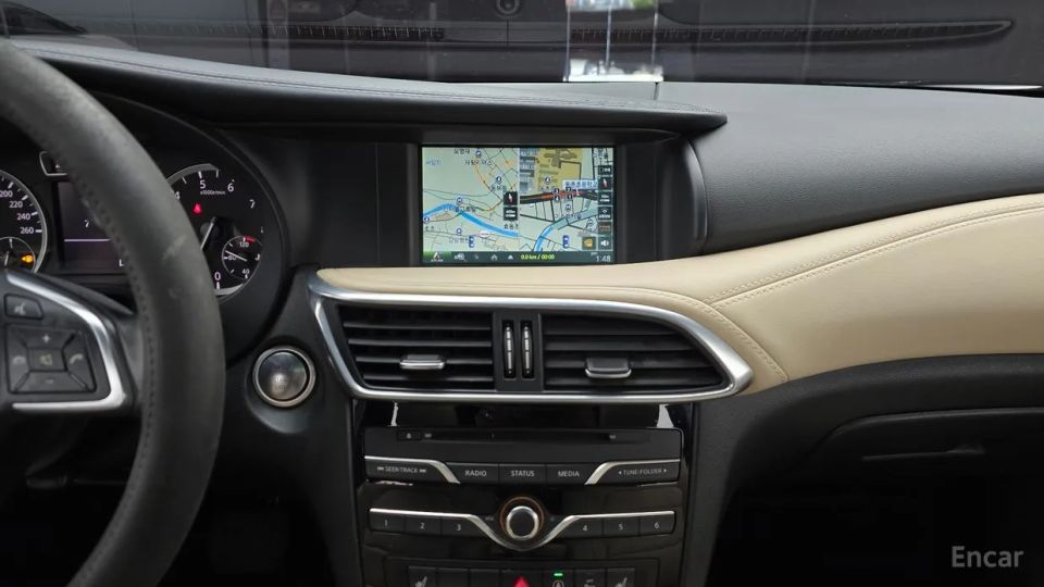 Infiniti QX30