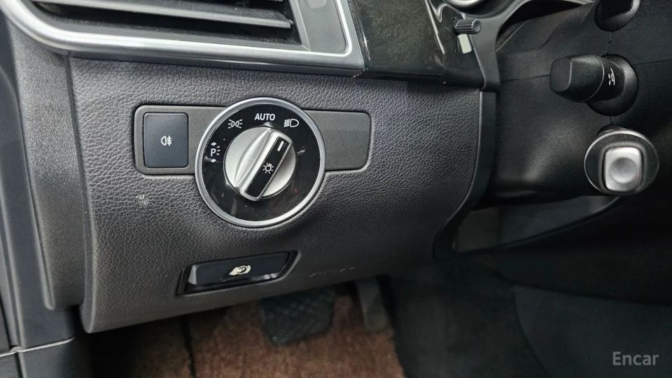 Mercedes-Benz M-class