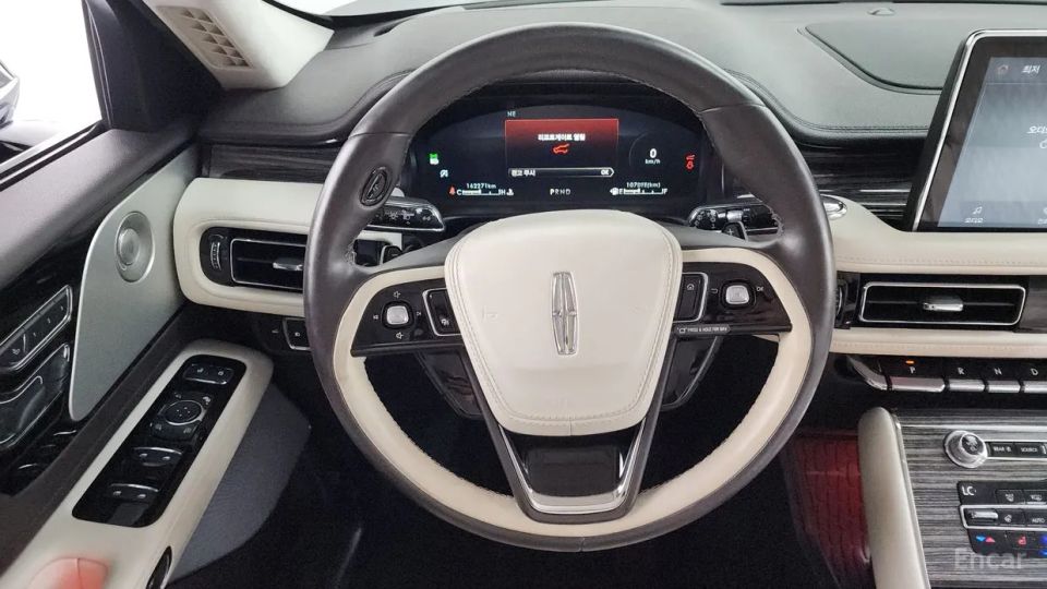Lincoln Aviator
