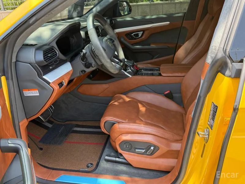 Lamborghini urus