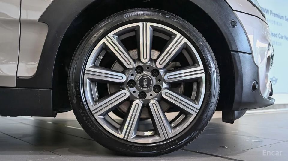 Mini clubman