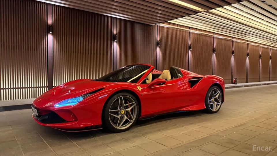 Ferrari F8