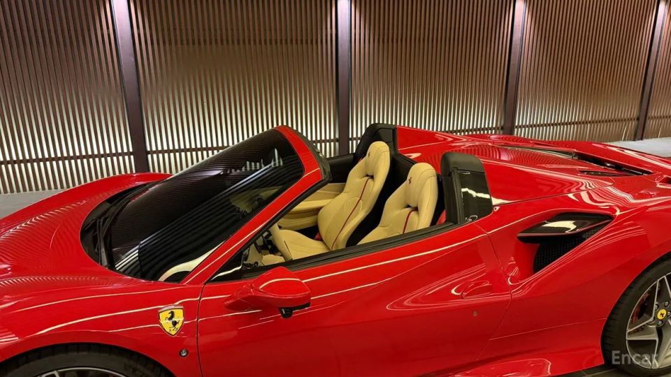 Ferrari F8