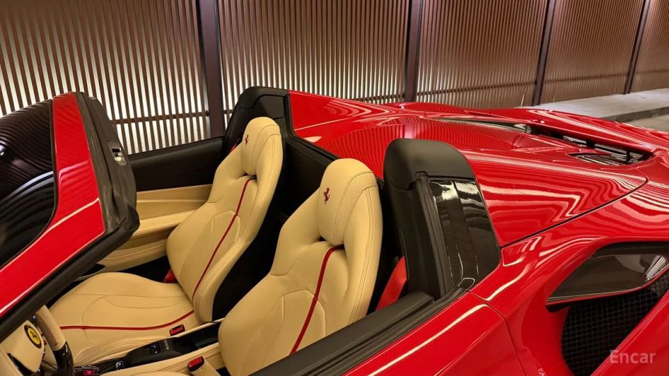 Ferrari F8